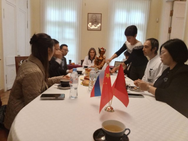 китай 25-8